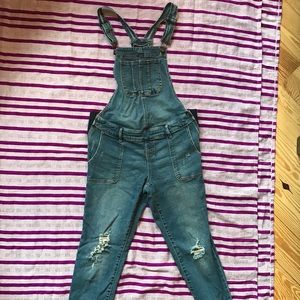 Size medium maternity overalls
